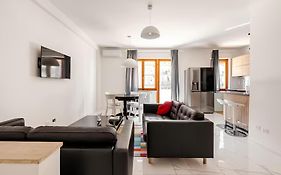 Latina Modern Apartment